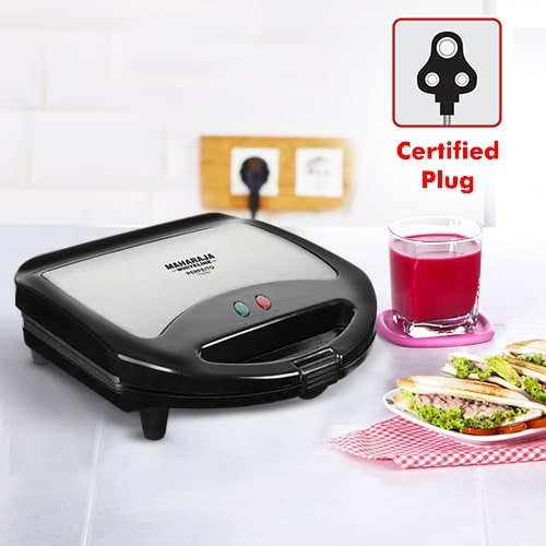 Maharaj Perfeito Breakfast 750 Watts Grill Sandwich Maker | Silver & Black