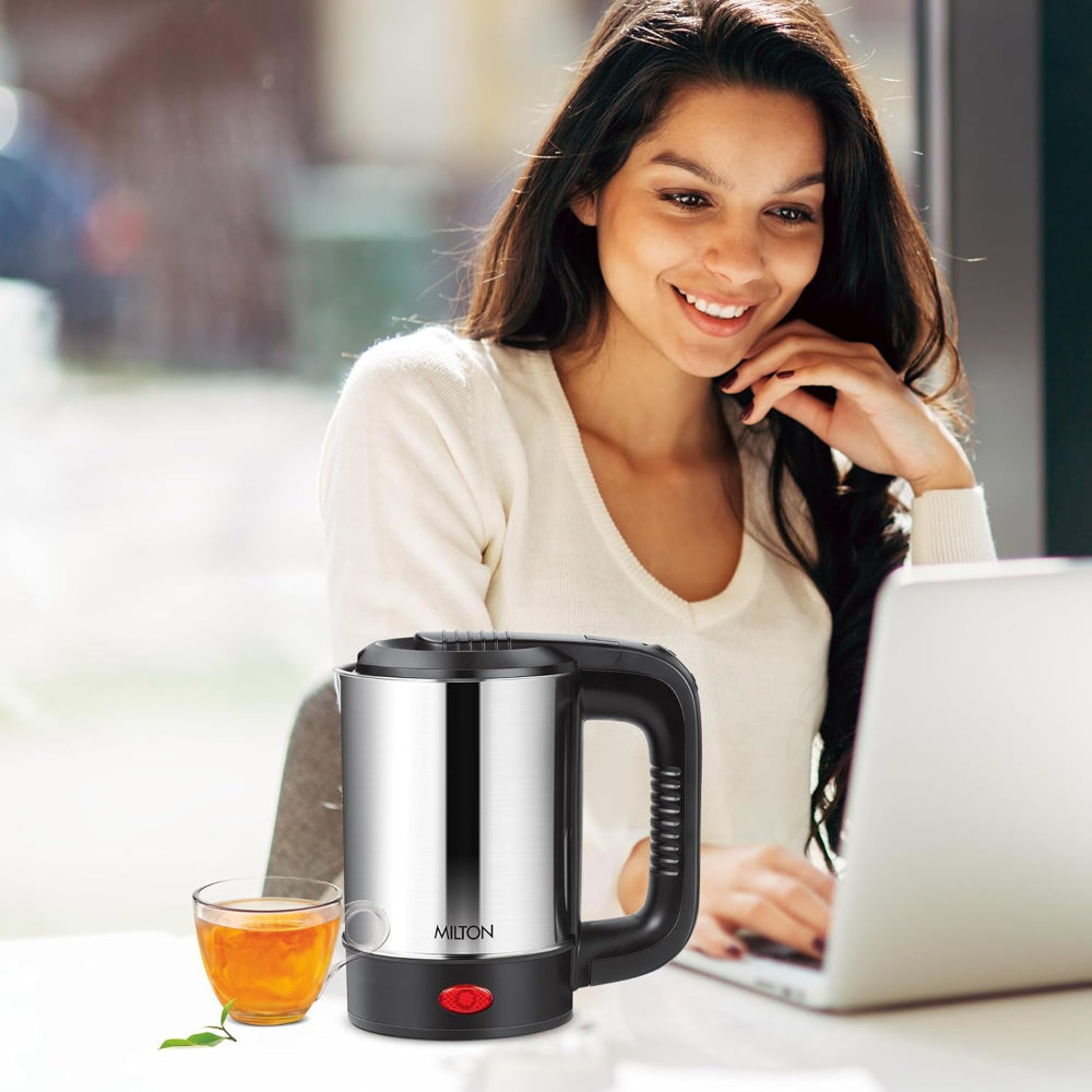 Milton Stainless Steel Travel 1000 Watts 500 ML Electric Kettle - 7