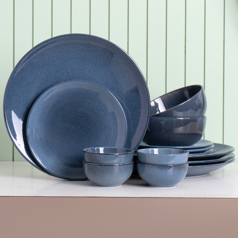 JCPL Reactive Denim Blue Porcelain Dinner Set Set of 14 Pcs