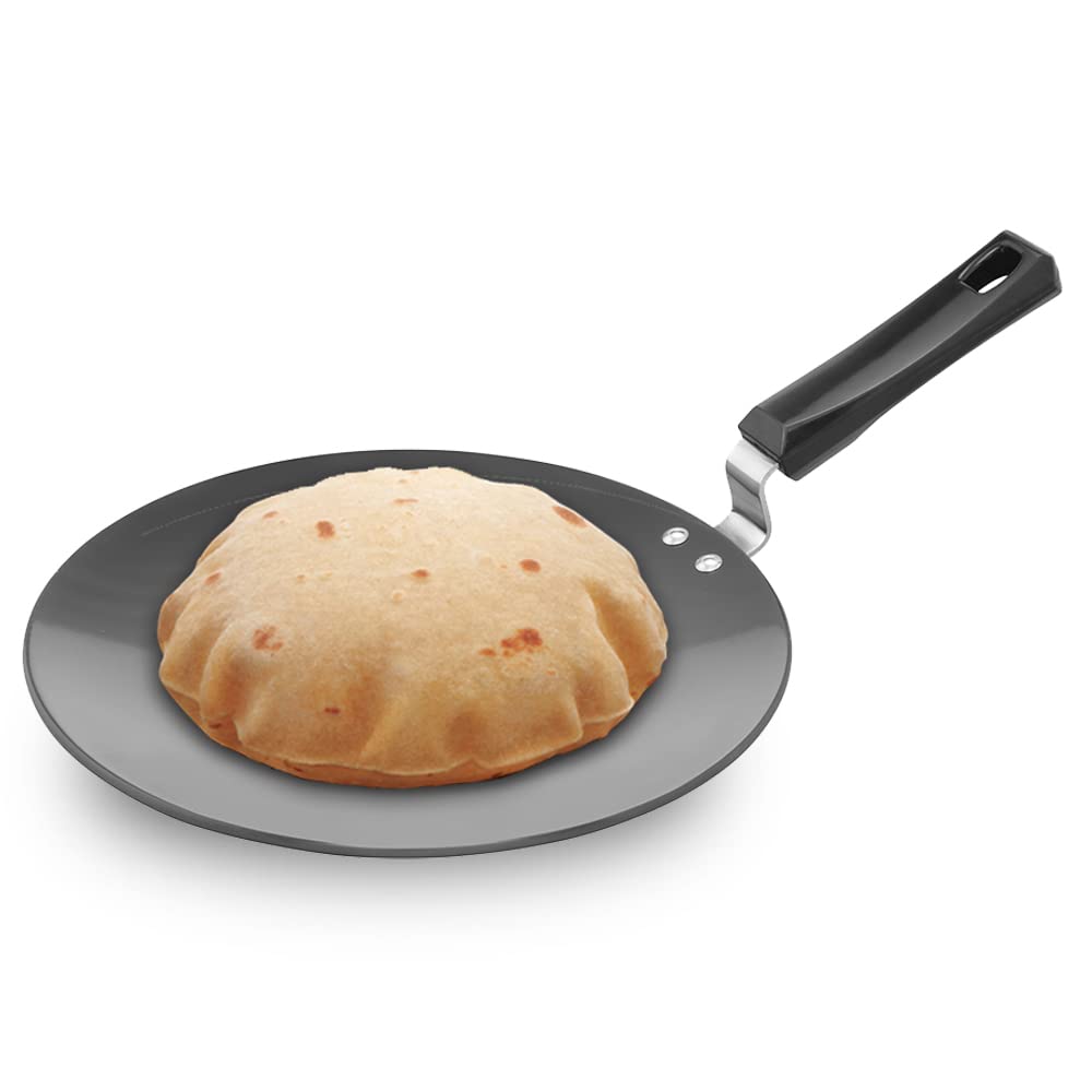 Induction Cooked Roti Hawkins Futura Hard Anodised Aluminium 28 cm Roti Tava | Induction Com ...