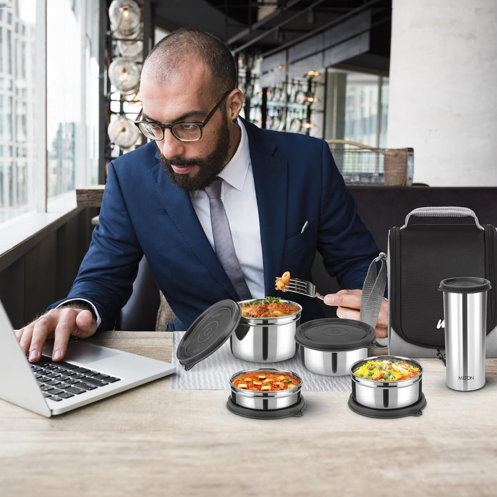 Milton Tasty Lunch 4 Combo Deluxe with 4 Containers and 1 Tumbler - 12