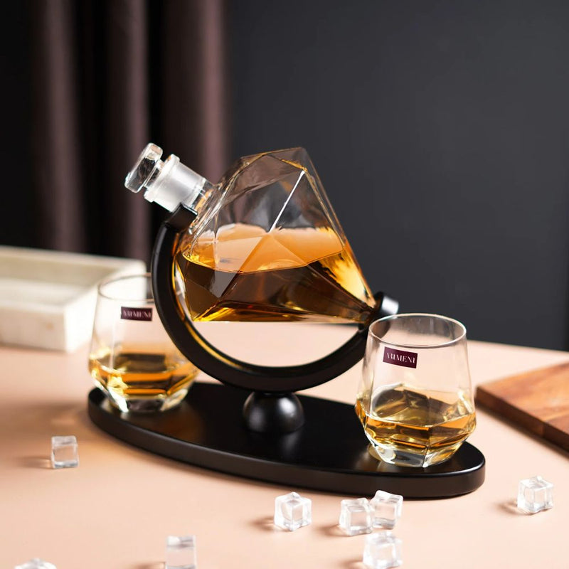 The Artment Diamond Elegant Whisky Decanter Set - 3