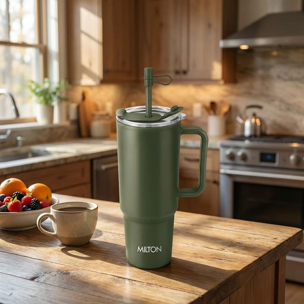 Milton Plastic Maven On the Go Tumbler with 2-in-1 Lid Sip or Gulp - 1
