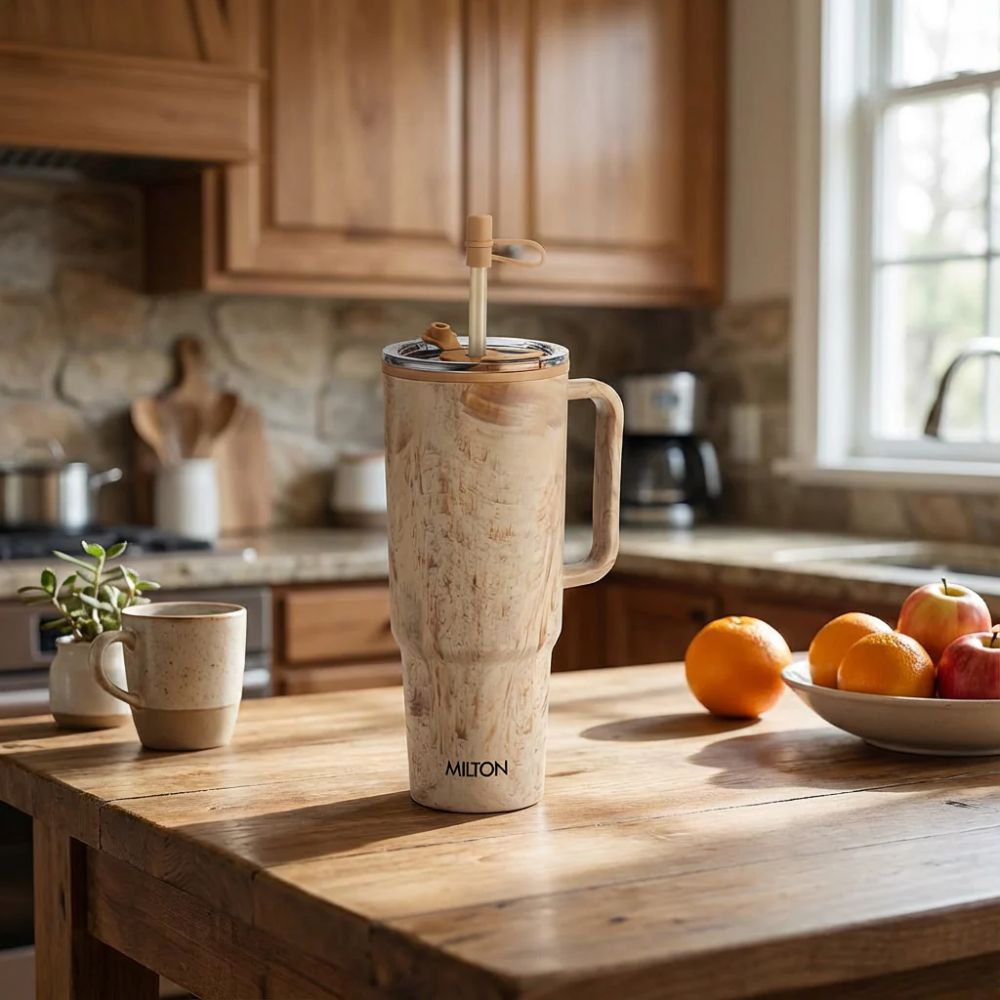 Milton Plastic Puris On the Go 1200 ML Tumbler with 2-in-1 Lid - 1